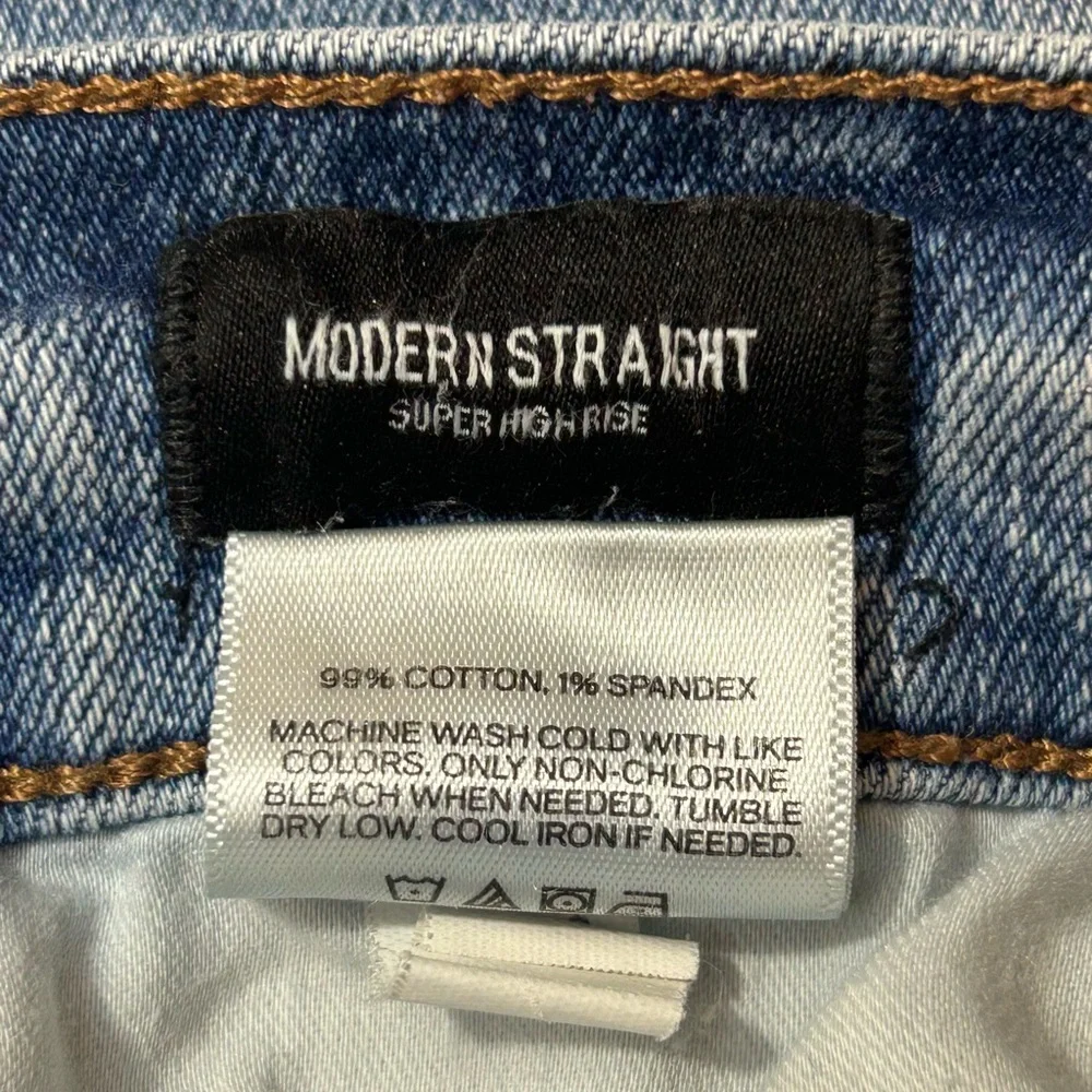 Express modern straight super high rise jeans size 2 - Picture 6 of 9